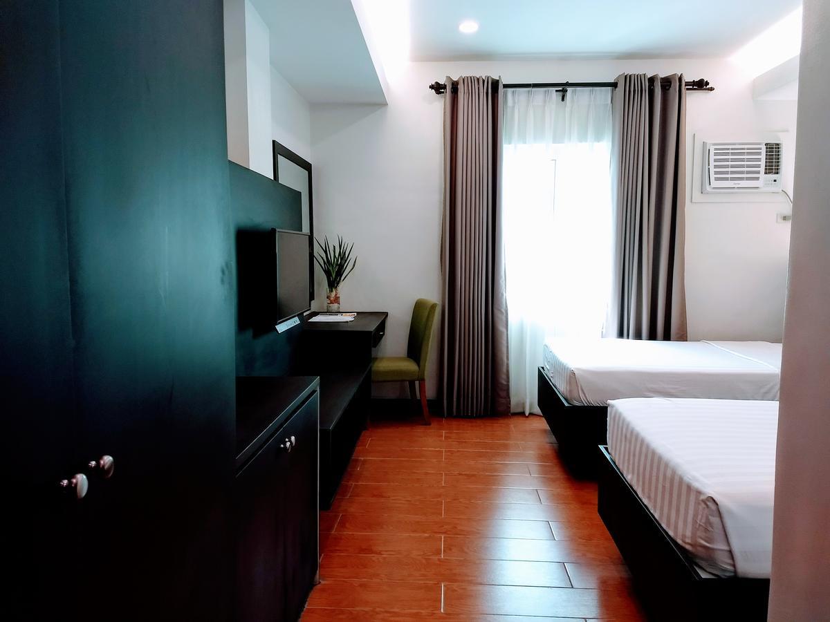 Top Star Hotel Oton Esterno foto