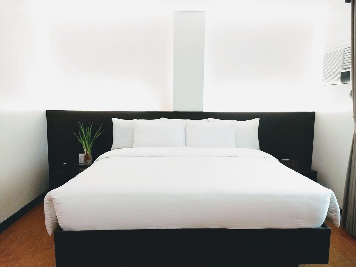 Top Star Hotel Oton Esterno foto