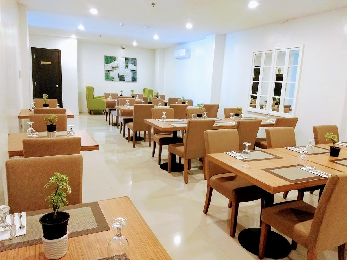 Top Star Hotel Oton Esterno foto