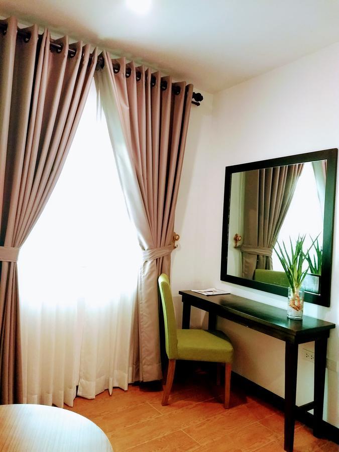 Top Star Hotel Oton Esterno foto